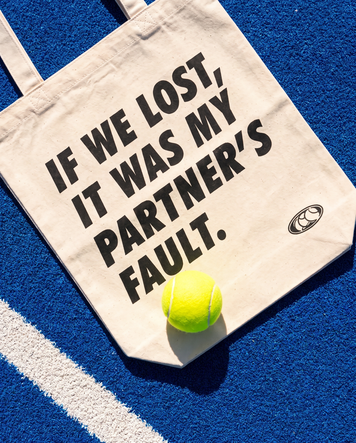 Tote bag padel Partner's Fault, en situation – Padel Lovers Club