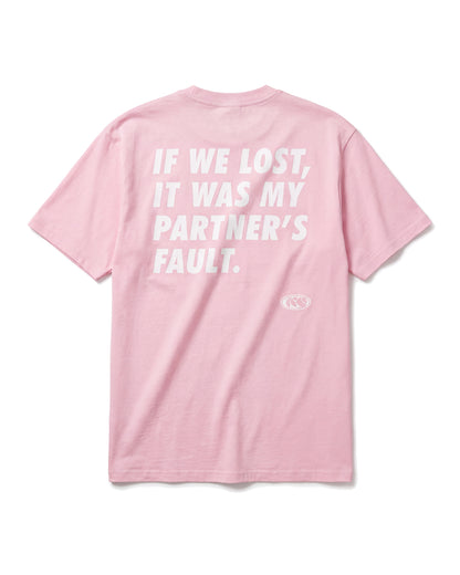 T-shirt padel Partner's Fault rose pâle, vue de dos – Padel Lovers Club